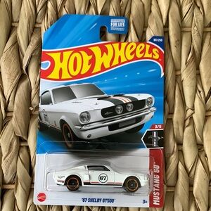 67 Shelby GT500 Mustang 60th Anniversary Hot Wheels 1967 White Pony Car 2025 NEW